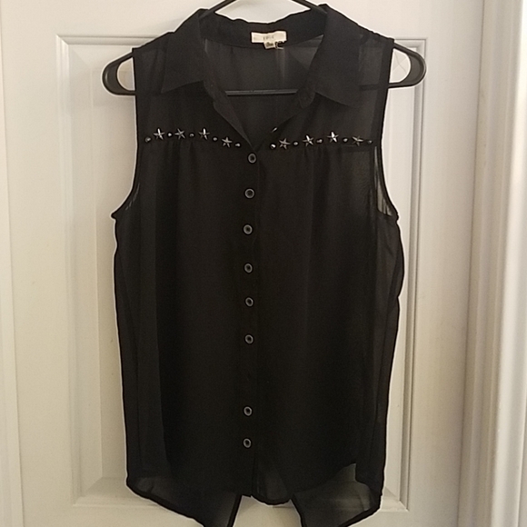 Shirt - Picture 1 of 4